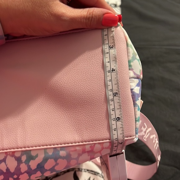 💕🌼 Luv Betsy Johnson Quilted Backpack - Picture 9 of 9